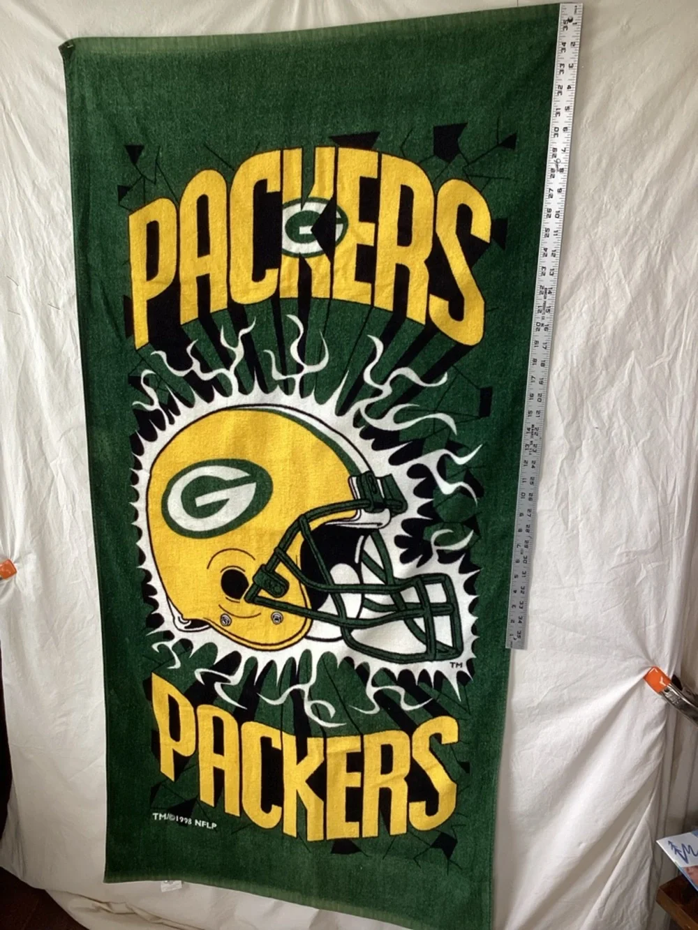 Vintage 1998 Green Bay packers NFL large beach towel football